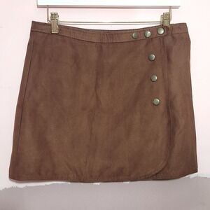 LA Hearts Brown Faux Suede Wrap Mini Skirt Snap Button Front Medium Fall‎ Boho